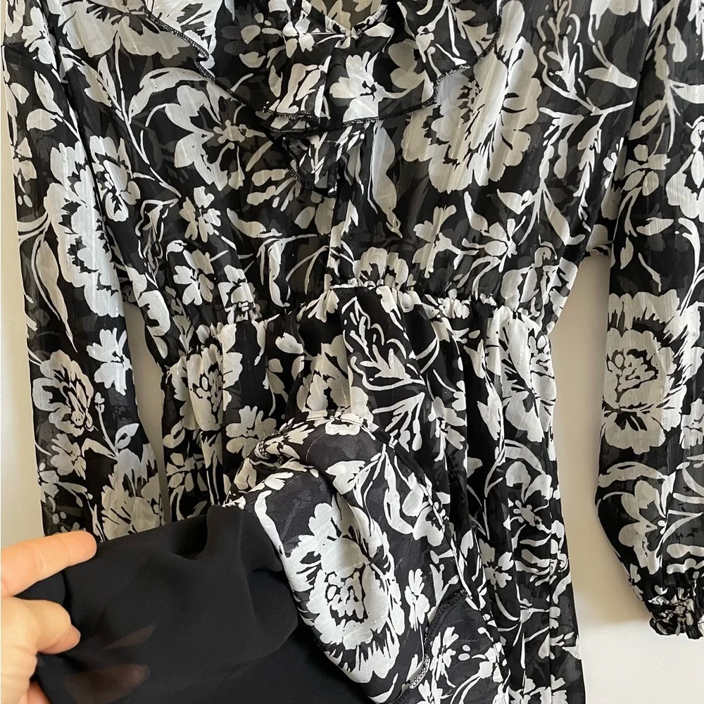 Zara dress - Picture 4 of 9